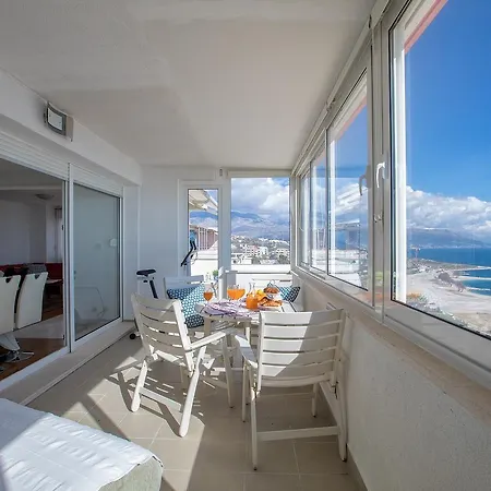 Maia's Beach Apartment Split